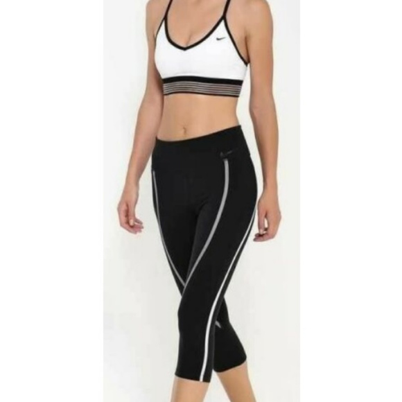 nike crop twist top